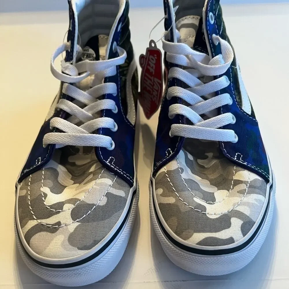 VANS GIRLS “HIGH TOP” “CAMO” SNEAKER SIZE 4.5 (BIG KID) NWT
